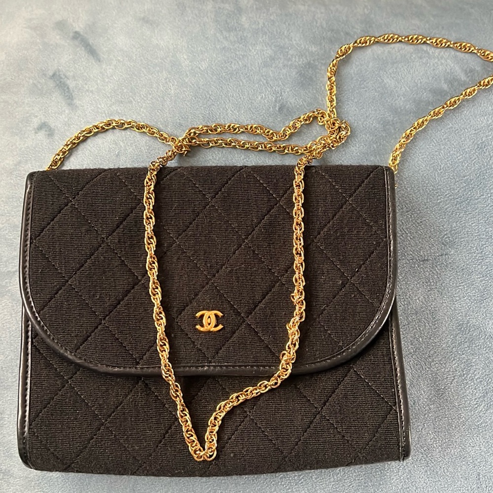 Chanel vintage bag